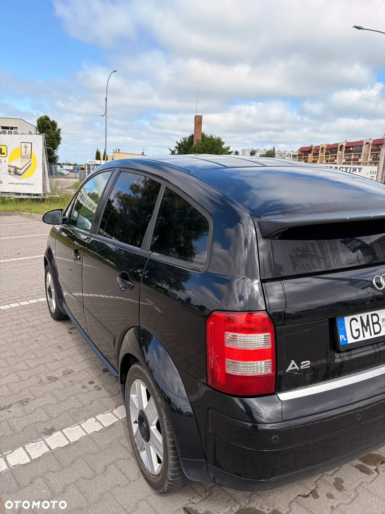 Audi A2 1.6 - 13