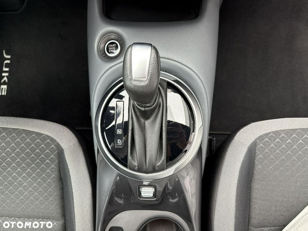 Nissan Juke 1.0 DIG-T N-Connecta DCT - 19