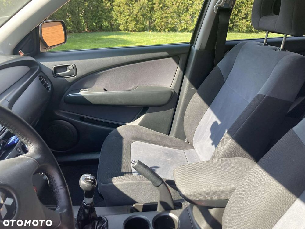 Mitsubishi Outlander 2.0 2WD Invite - 11