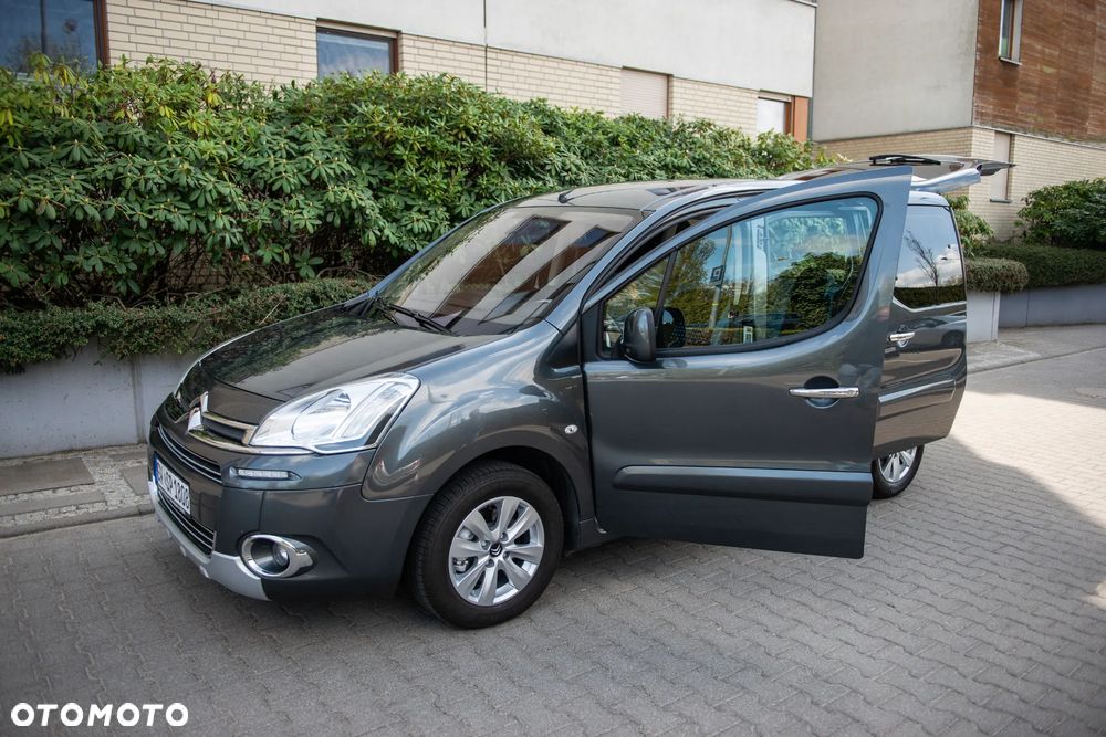Citroën Berlingo Multispace e-HDi 90 FAP EGS6 Exclusive - 13