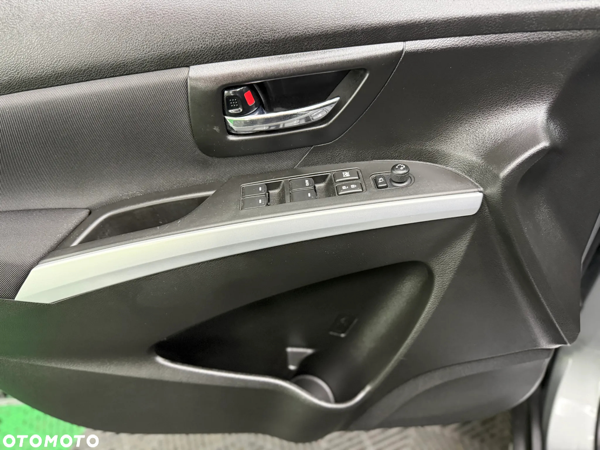 Suzuki SX4 S-Cross - 13