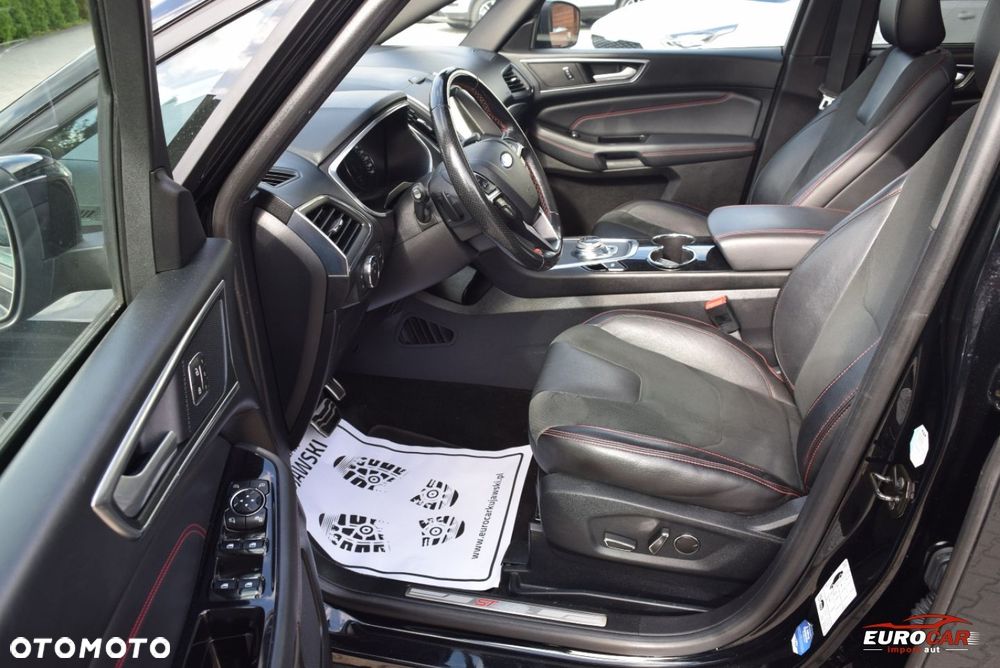 Ford S-Max - 10