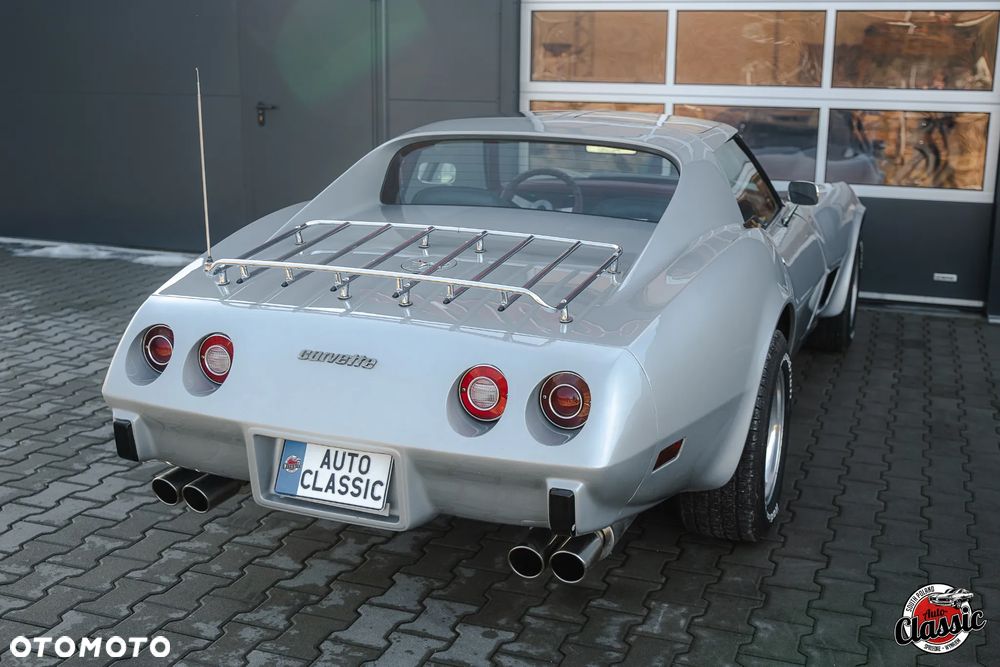 Chevrolet Corvette - 7