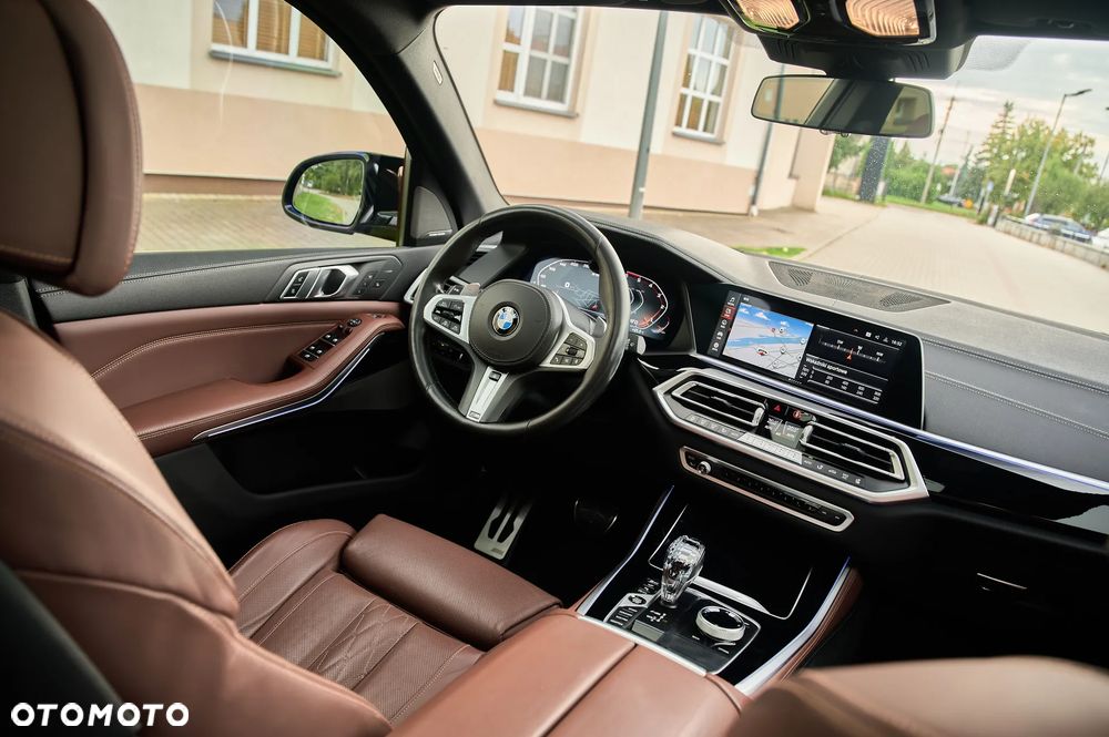 BMW X5 M M50d - 28