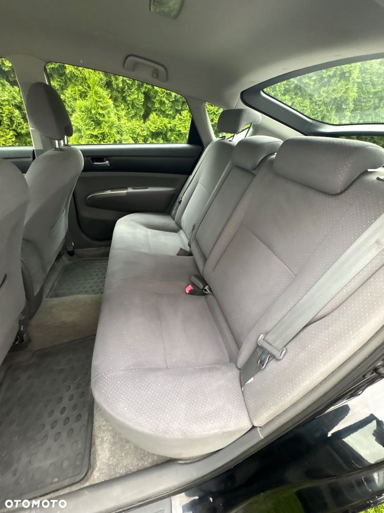 Toyota Prius 1.5 VVT-i Sol - 8