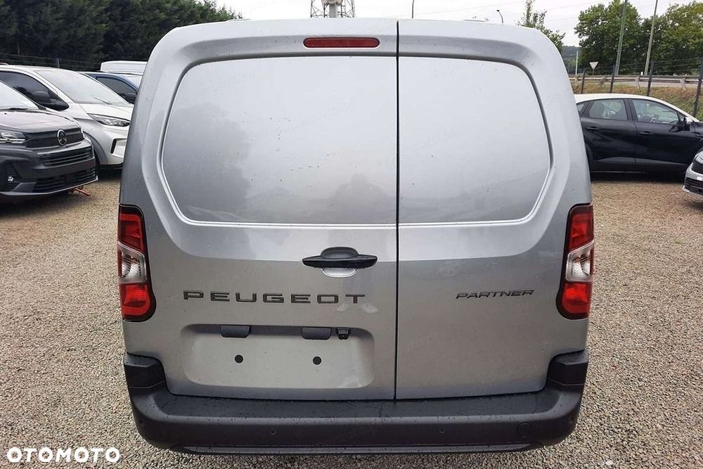 Peugeot Partner Van XL L2H1 AT8 1.5 130KM - 4