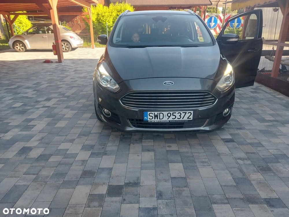 Ford S-Max - 23
