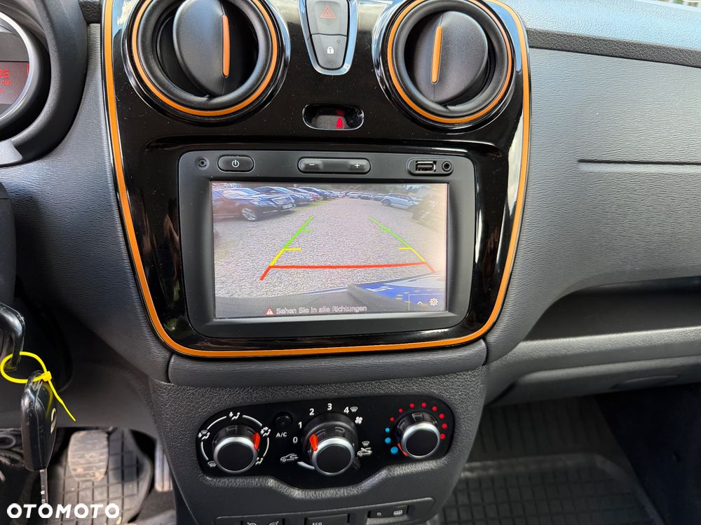 Dacia Lodgy TCe 115 Stepway - 9