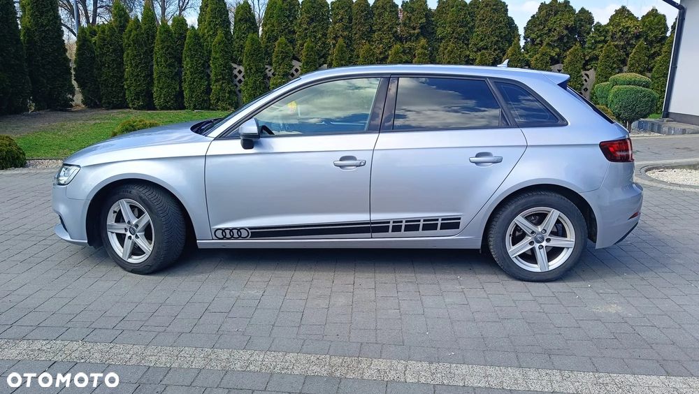 Audi A3 Sportback - 10