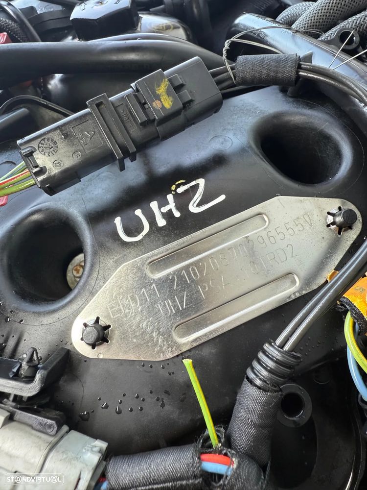 Motor Peugeot 407/607/Citroen C6/C8 2.7 Hdi Ref: UHZ - 5