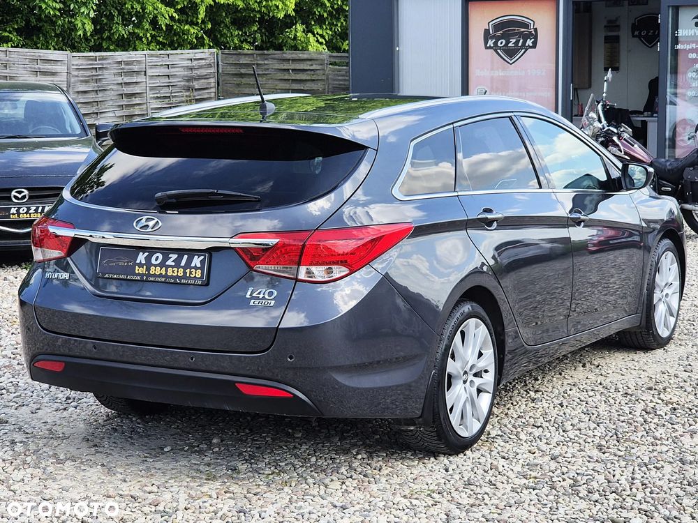 Hyundai i40 Kombi blue 1.7 CRDi Family - 11