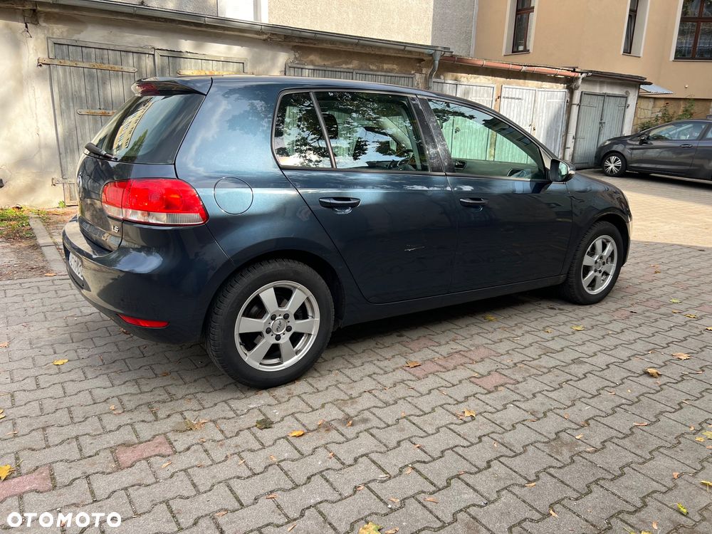 Volkswagen Golf - 5