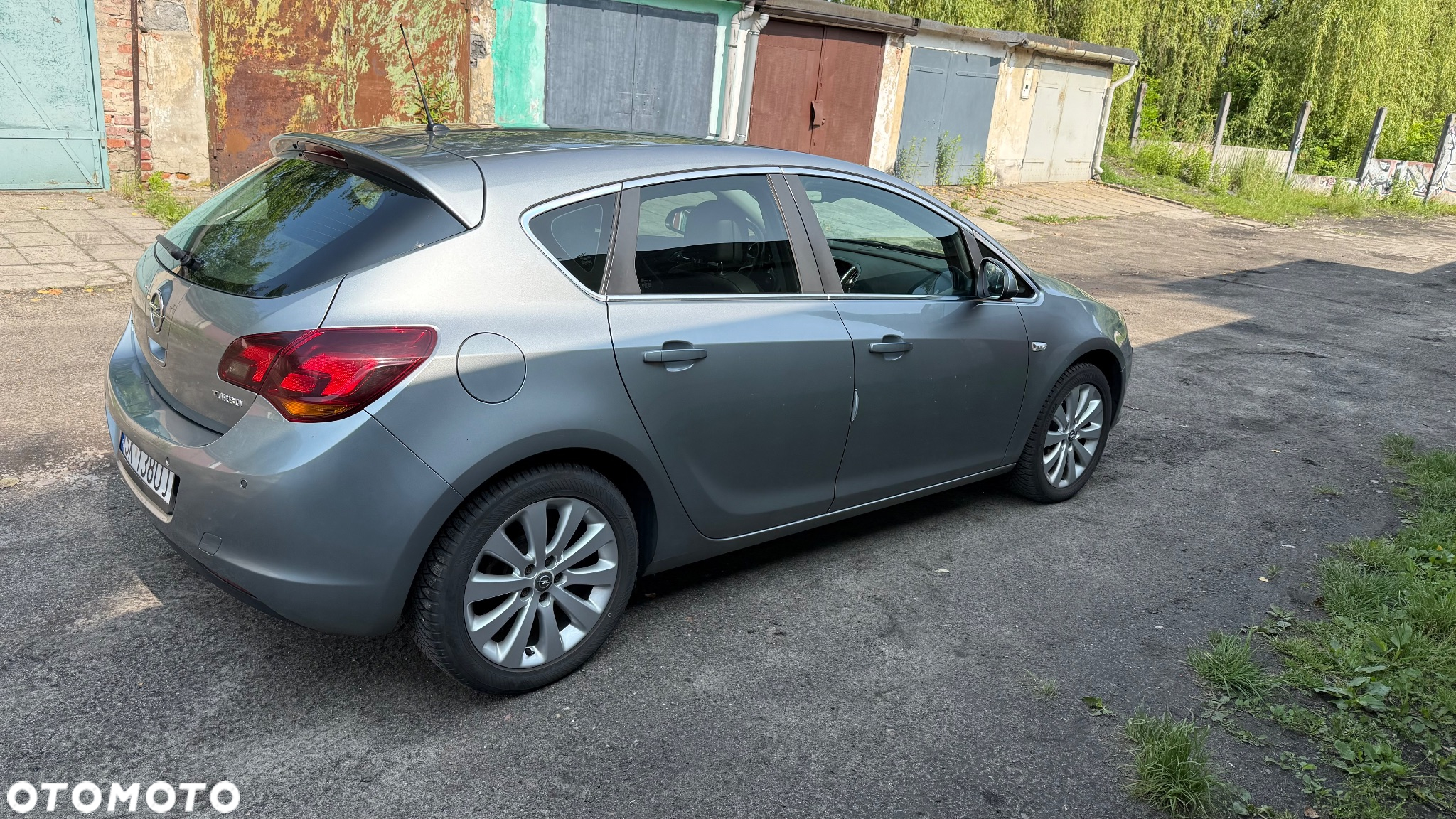 Opel Astra IV 1.4 T Cosmo - 6