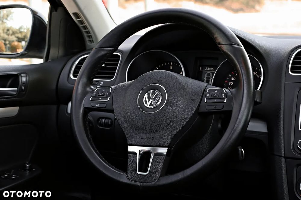 Volkswagen Golf 2.0 TDI Highline - 25