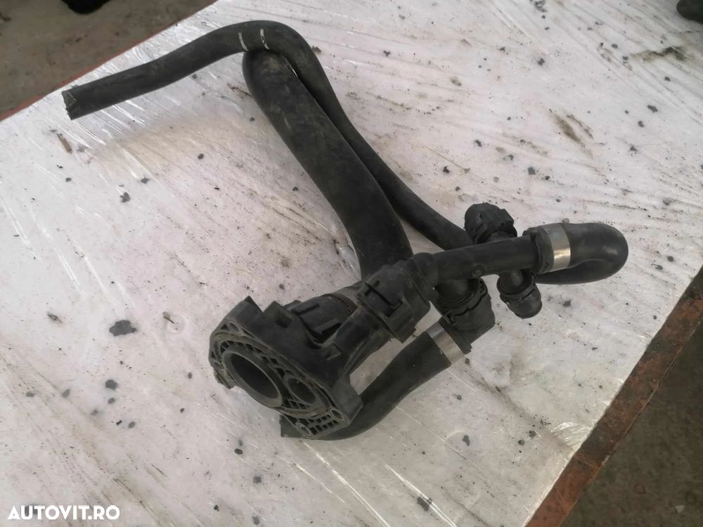 CARCASA TERMOSTAT CU Conducta APA BMW SERIA 5 G30, G31, SERIA 3 F30 2.0 D 4118930, 1712 8514057 04 - 2