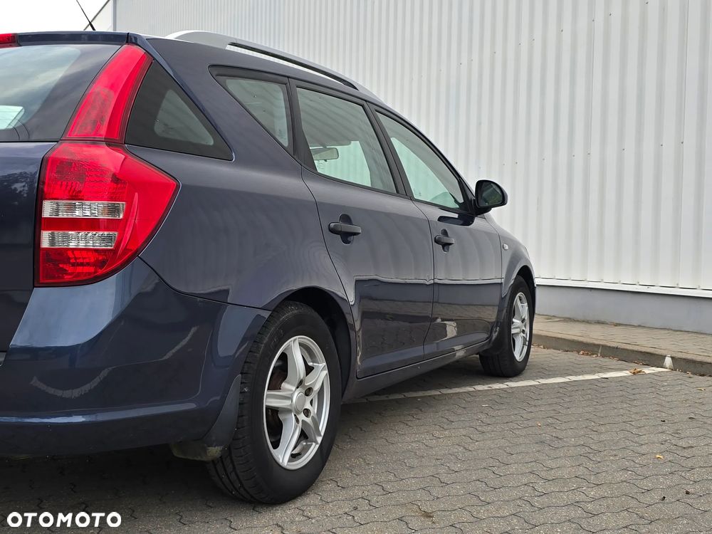 Kia Ceed 1.6 Optimum + - 24