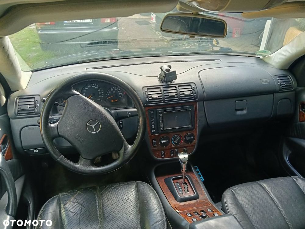 Mercedes-Benz ML - 1