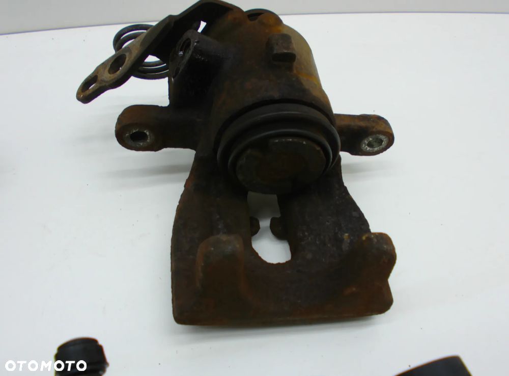 Ford Mondeo MK4 2.0 163 zacisk hamulcowy przód tył lewa prawa strona - 9