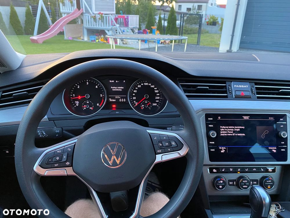 Volkswagen Passat 1.6 TDI SCR DSG Comfortline - 6