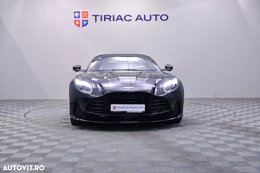 Aston Martin DB12 Volante - 8