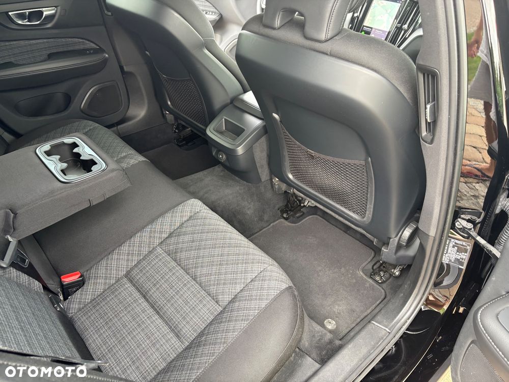 Volvo V60 B4 B Core - 18