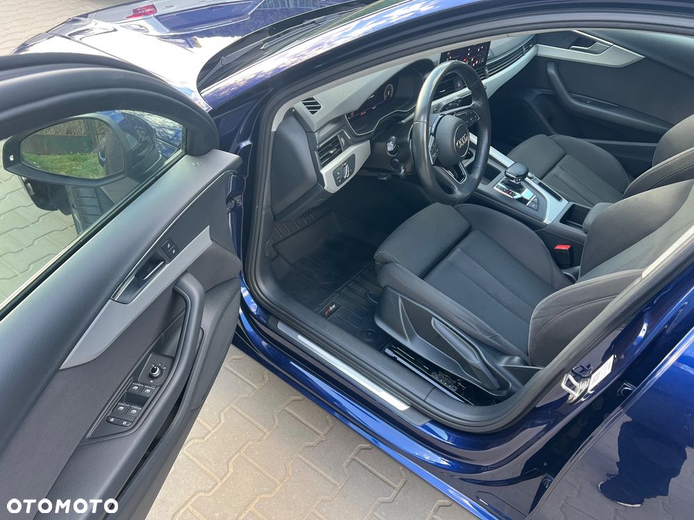 Audi A4 Avant 35 TDI S tronic - 11