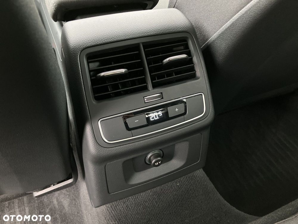 Audi A4 Limousine - 20