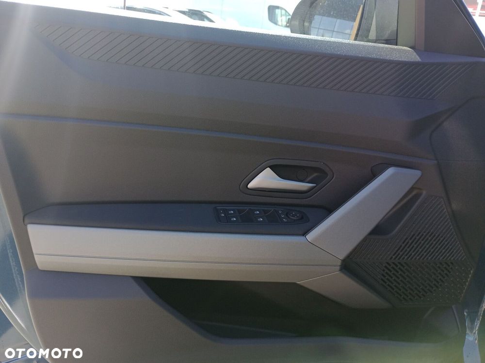 Dacia Bigster 1.8 Full Hybrid 155 Journey MMT - 10