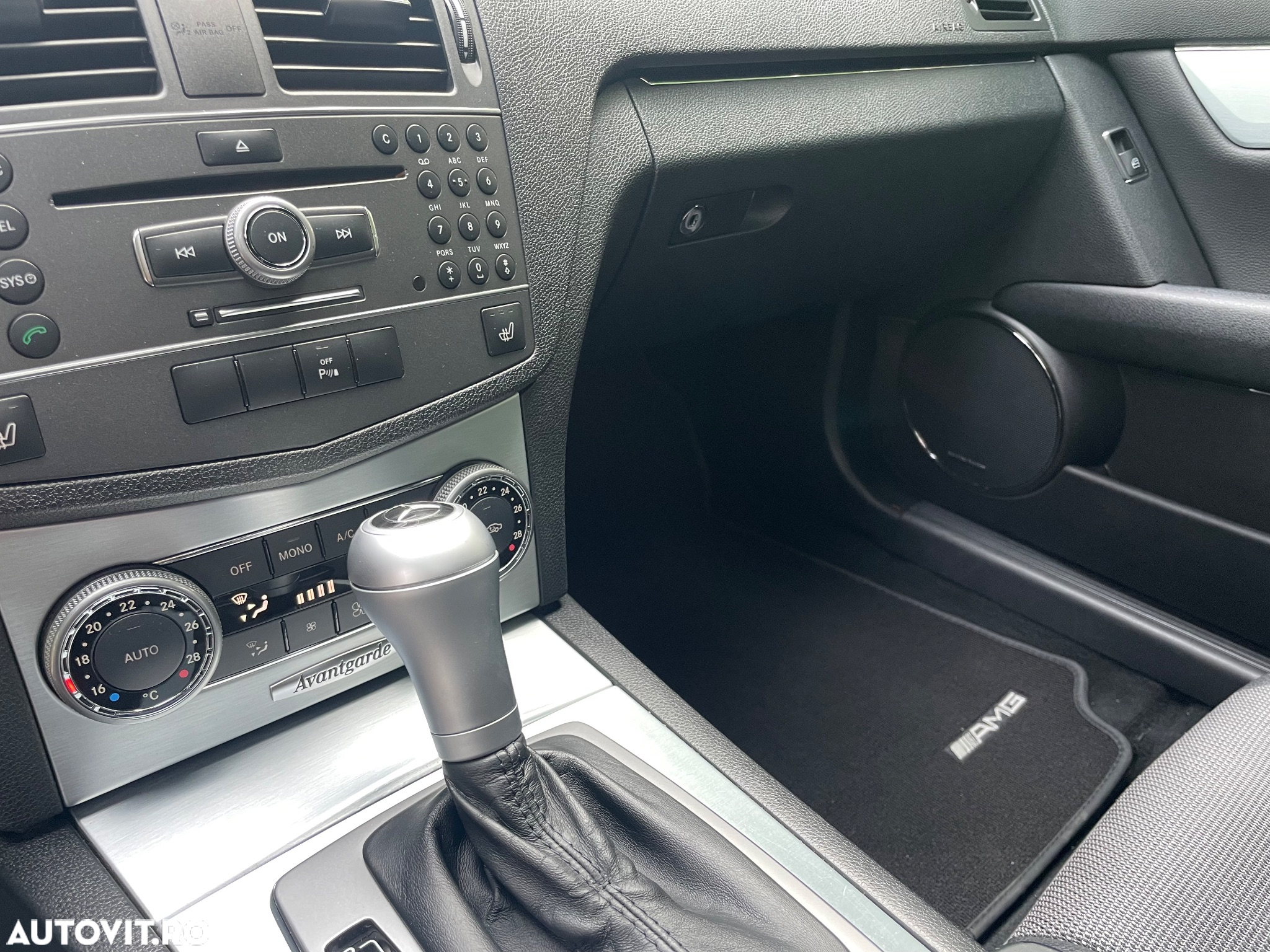 Mercedes-Benz C 180 BlueEFFICIENCY 7G-TRONIC Avantgarde - 10