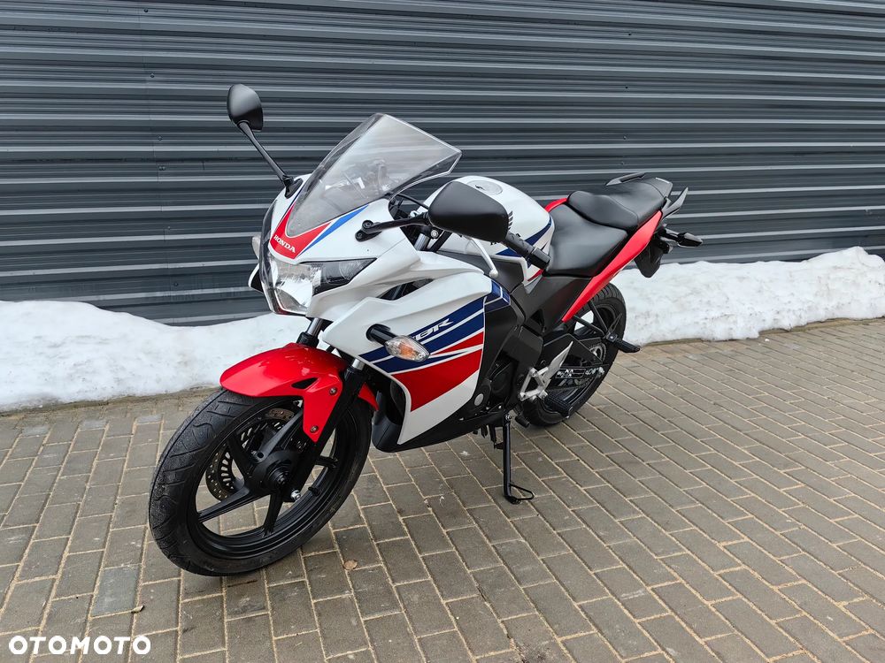 Honda CBR - 29