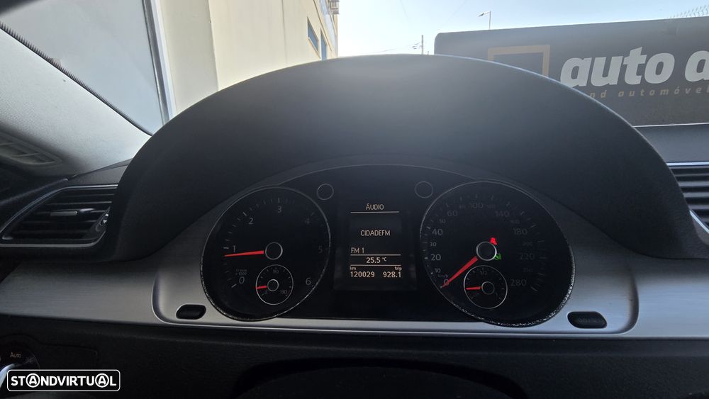 VW CC 2.0 TDI BlueMotion DSG - 31