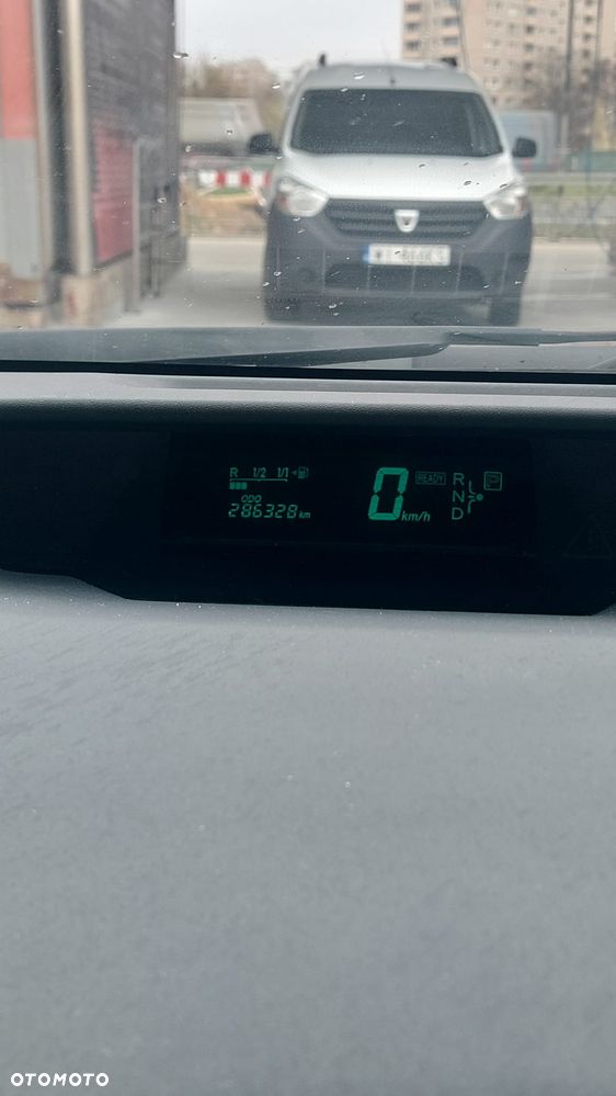 Toyota Prius 1.5 VVT-i Prestige - 7