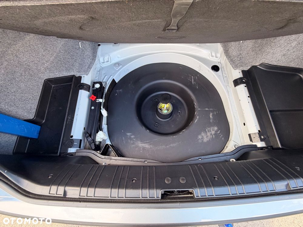 BMW Seria 3 - 25