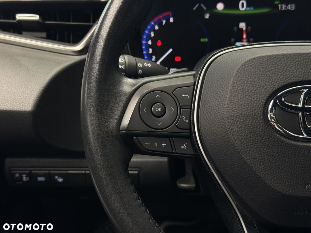 Toyota Corolla 2.0 Hybrid Comfort - 24