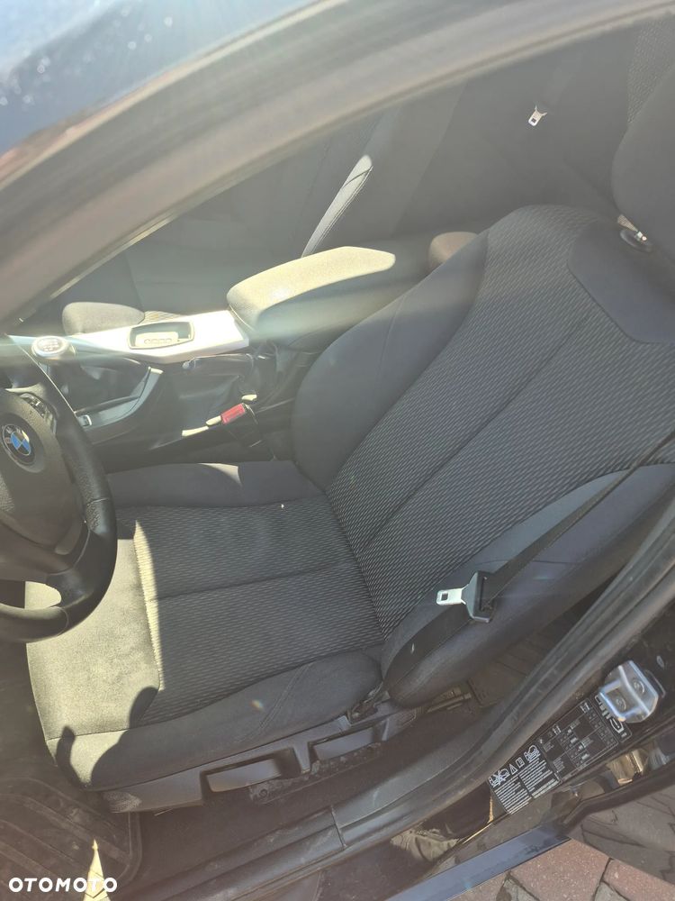BMW Seria 1 118d xDrive - 7