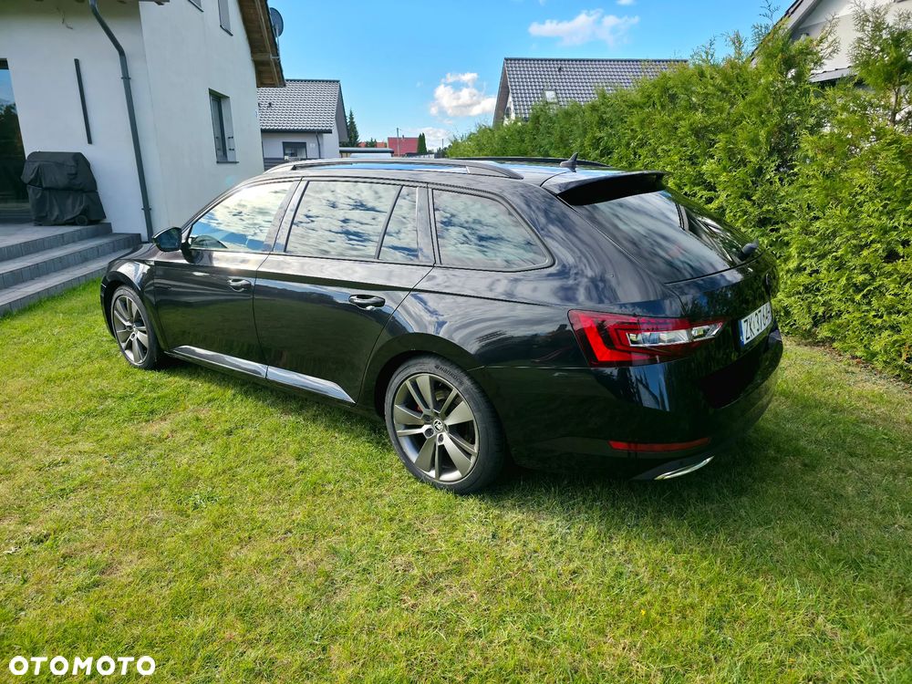 Skoda Superb 2017 photo 4