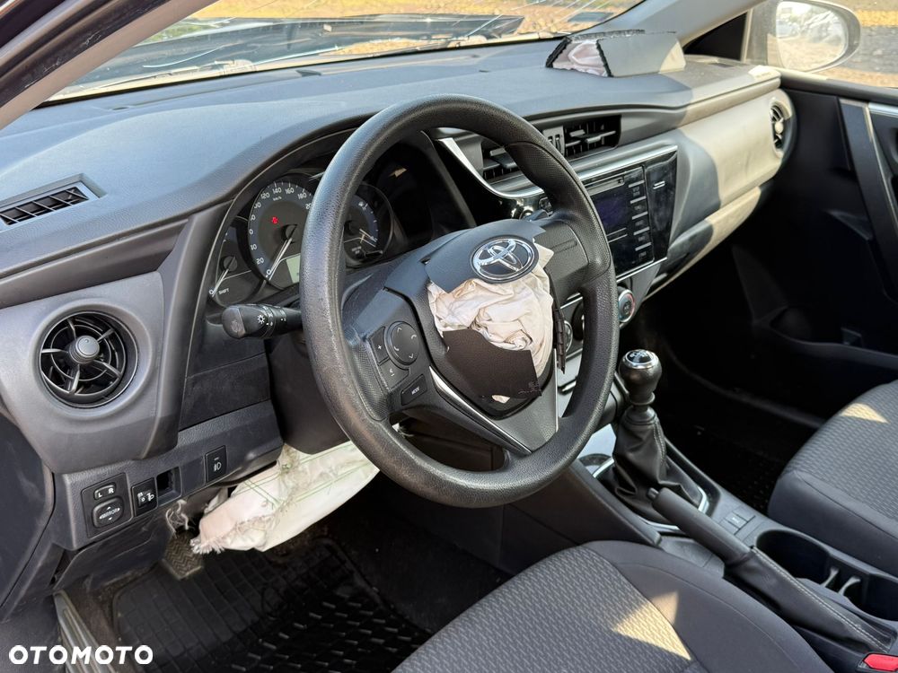 Toyota Corolla 1.6 Active - 10