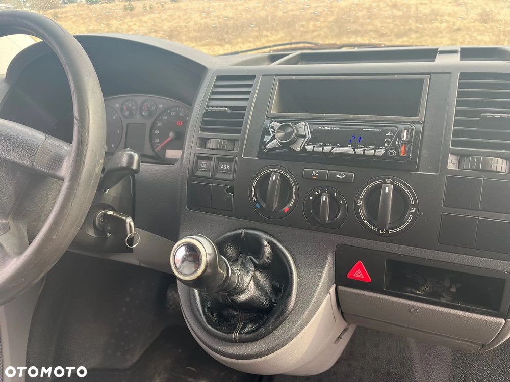 Volkswagen Transporter T5 - 9