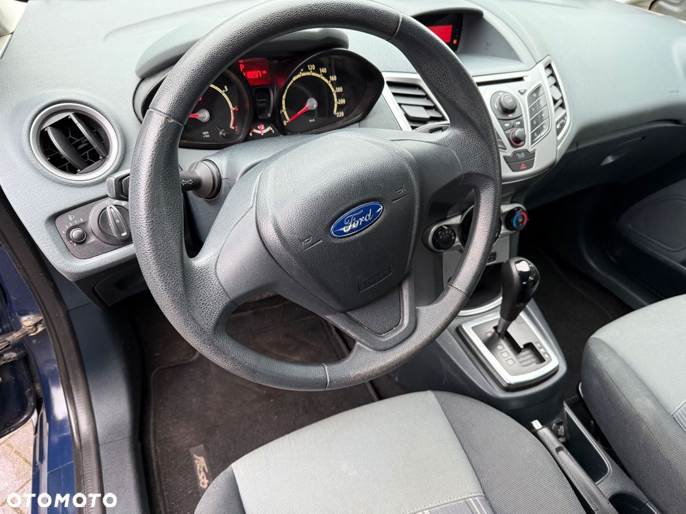 Ford Fiesta 1.4 Autom Champions Edition - 17