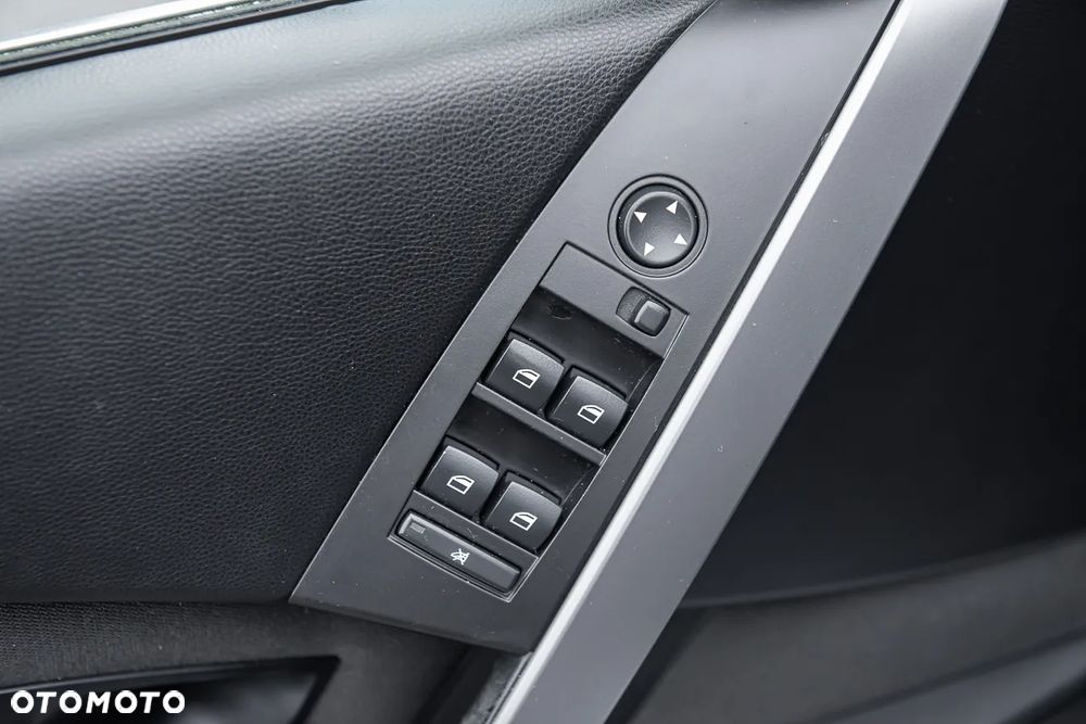 BMW Seria 5 525i - 19
