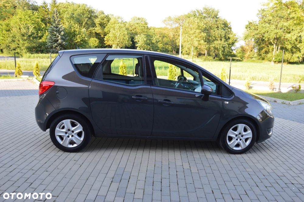 Opel Meriva - 10