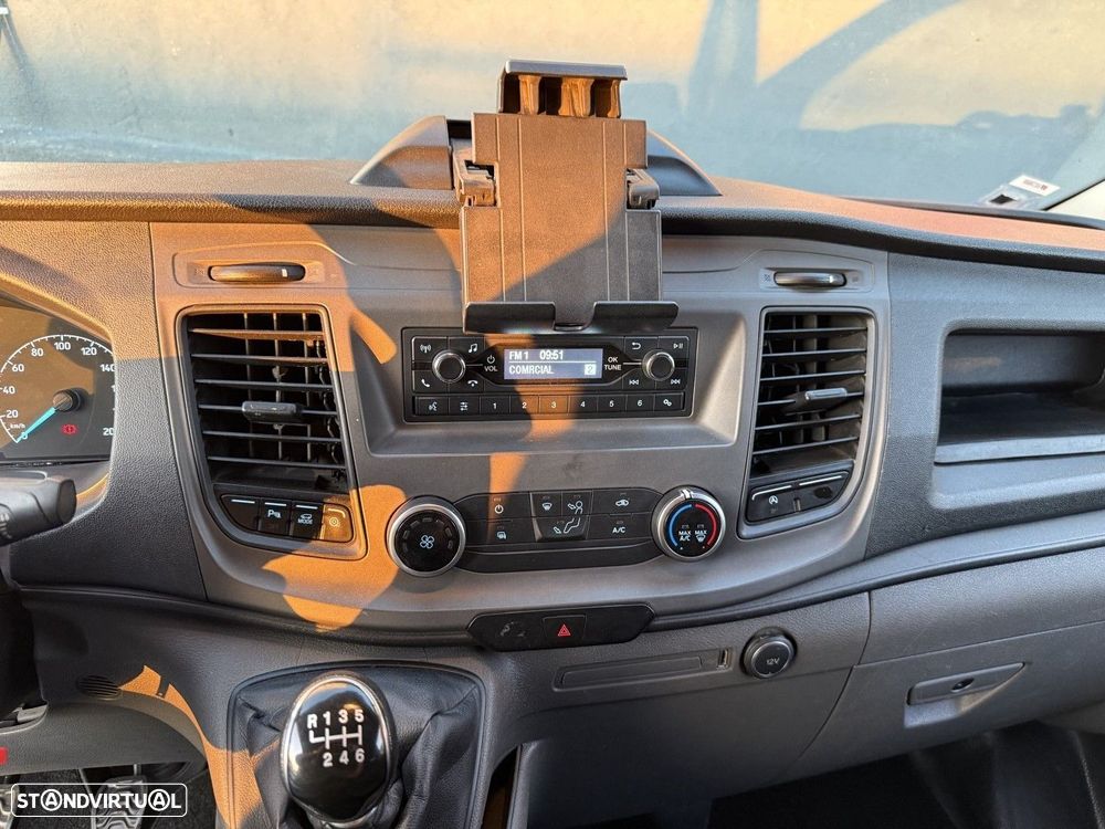 Ford Transit Transit Custom 2.0 TDCI 130cv - 6 Lugares Kombi - 11