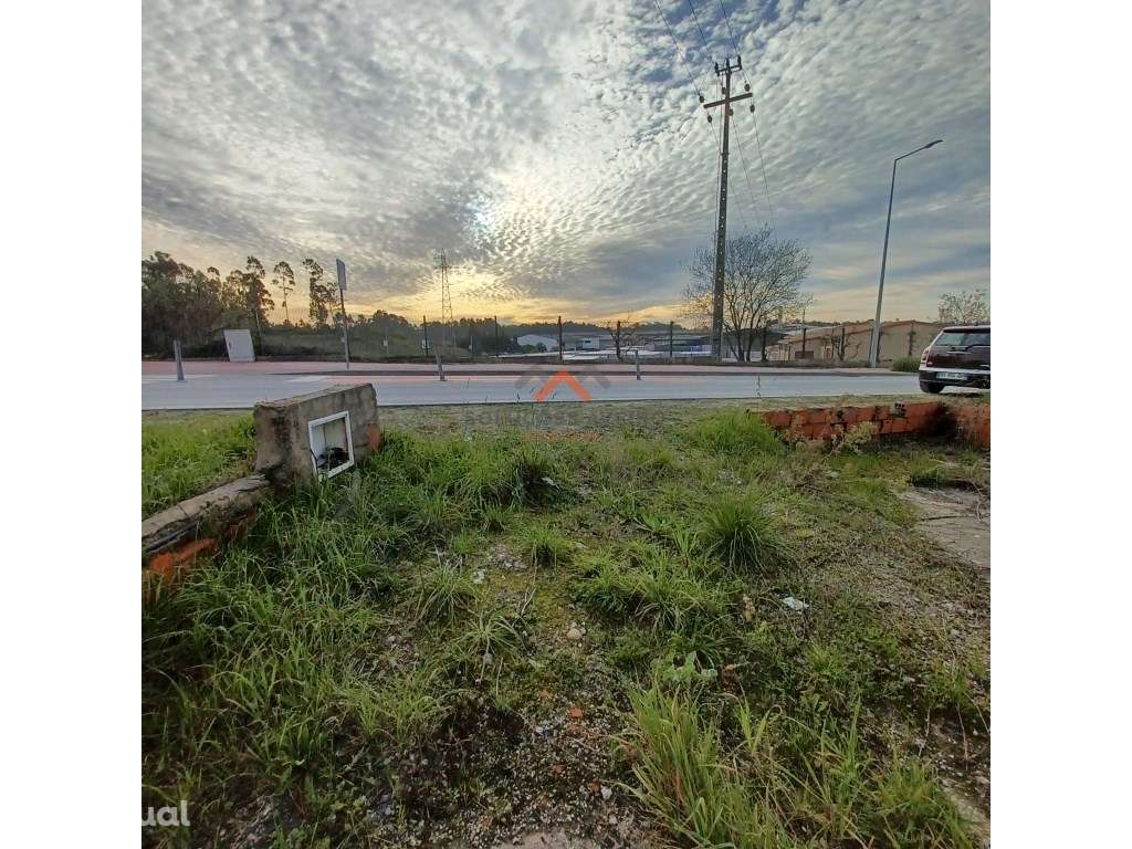 Moradia T2 para Remodelar | Bustos - Oliveira do Bairro - Grande imagem: 5/30