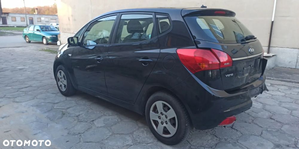 Kia Venga 1.4 CVVT ISG Dream Team Edition - 11