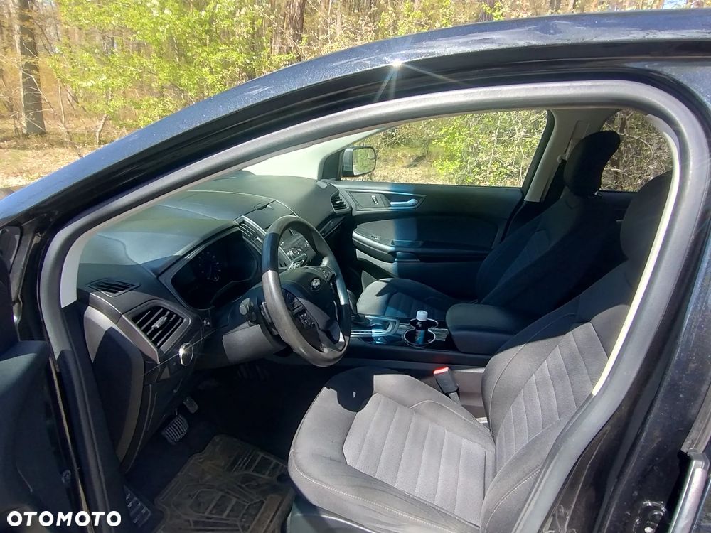 Ford Edge - 12