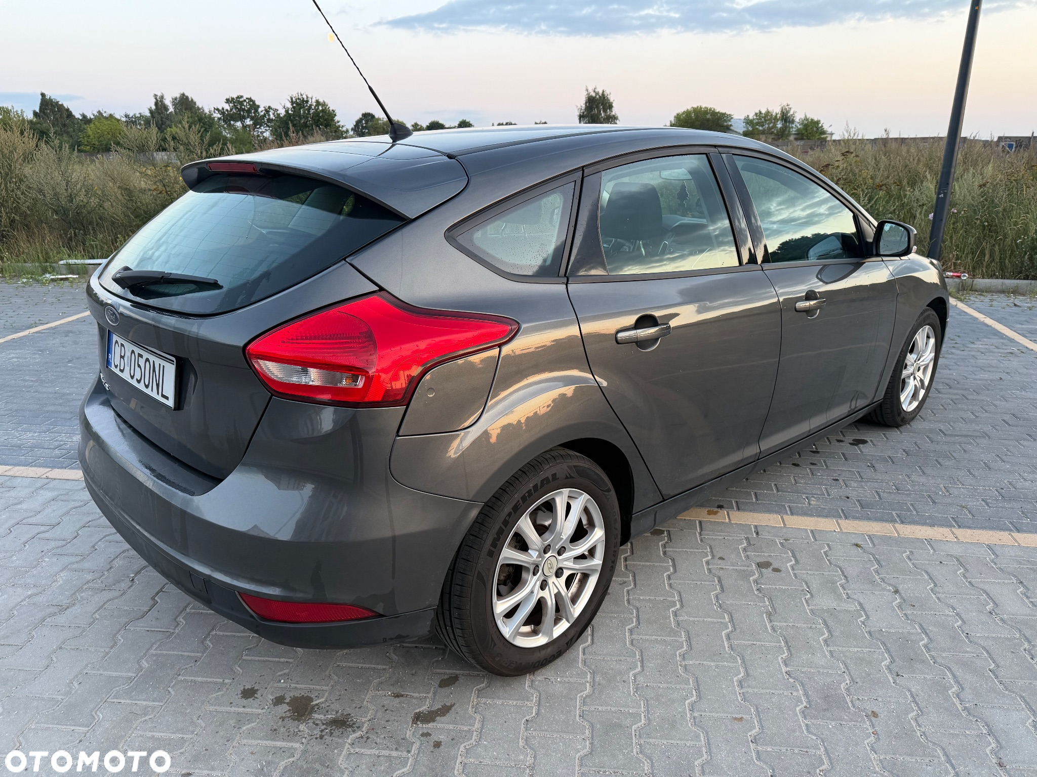 Ford Focus 1.6 Trend - 9