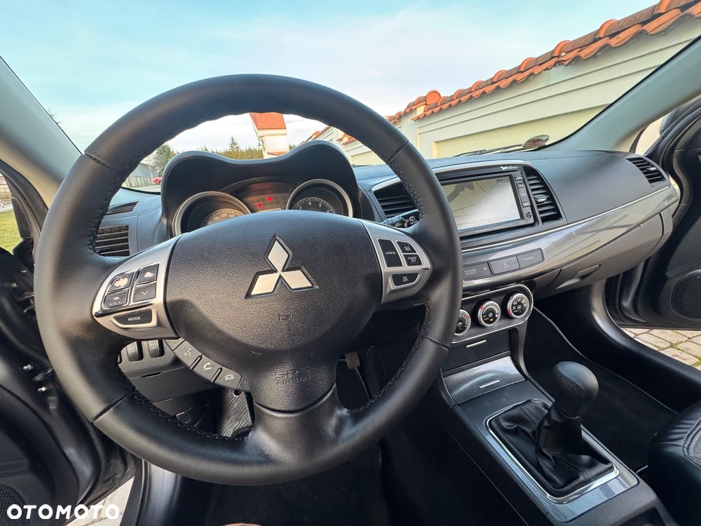 Mitsubishi Lancer - 19