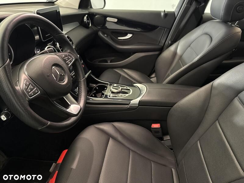 Mercedes-Benz GLC 220 d 4-Matic - 12