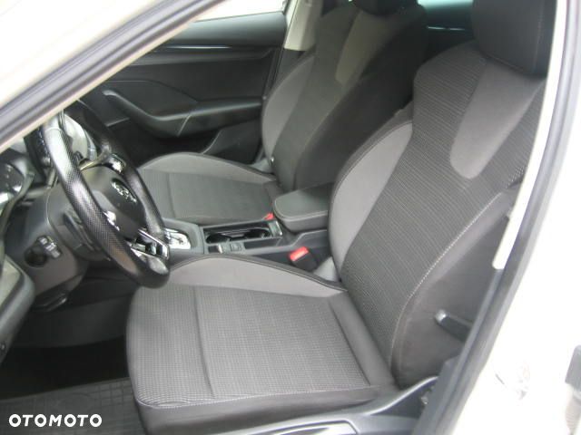 Skoda Octavia 1.5 TSI e-Tec Ambition DSG - 20