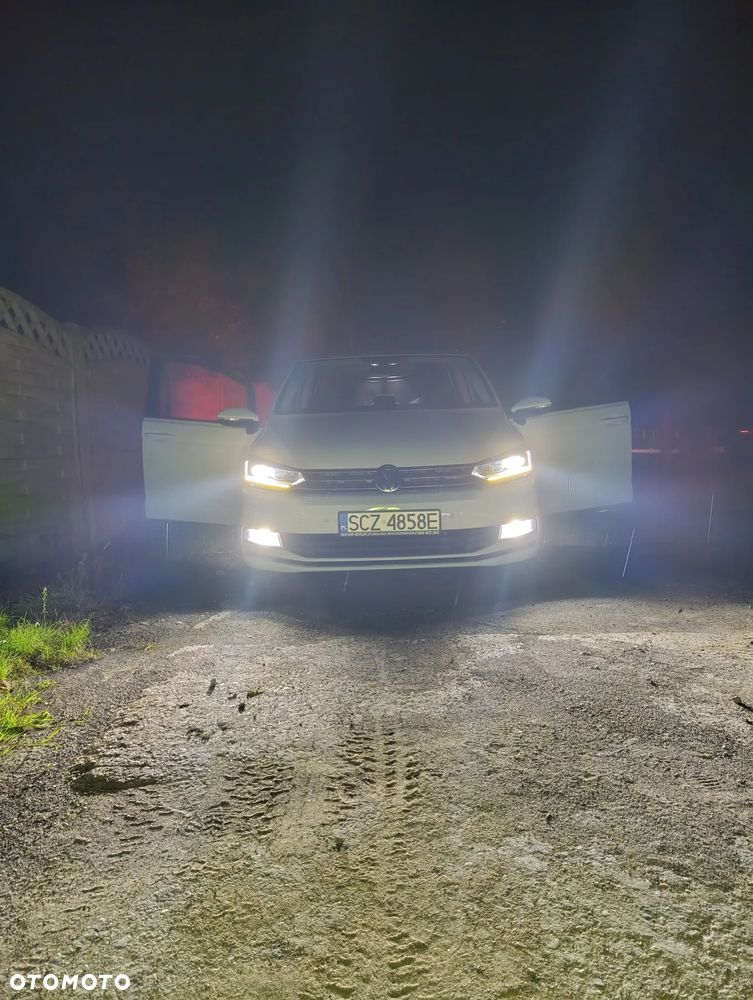 Volkswagen Touran 2.0 TDI BMT Highline DSG - 37